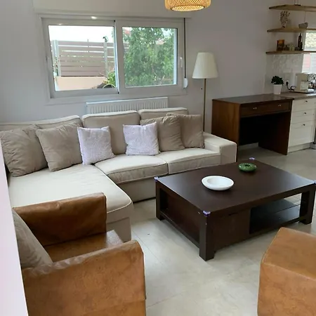 Tranquil Modern Retreat In Kefalonia Case de vacanță