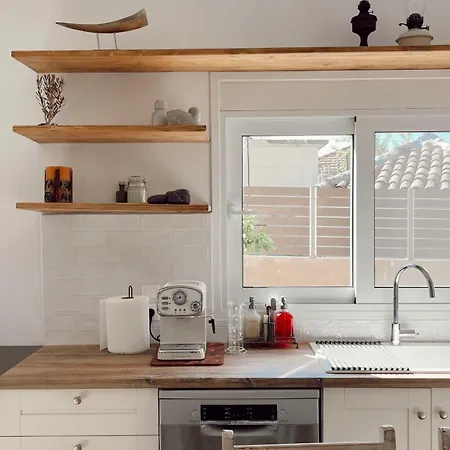 Tranquil Modern Retreat In Kefalonia Case de vacanță